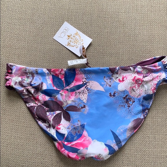 BECCA Orchid Bloom Reversible Bikini Bottoms L - Picture 8 of 12